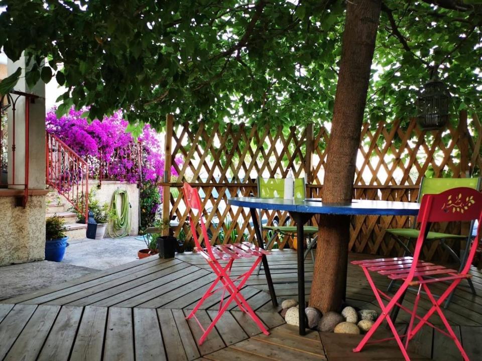 Chez Adri Et Lea Apartment Бигулия Екстериор снимка