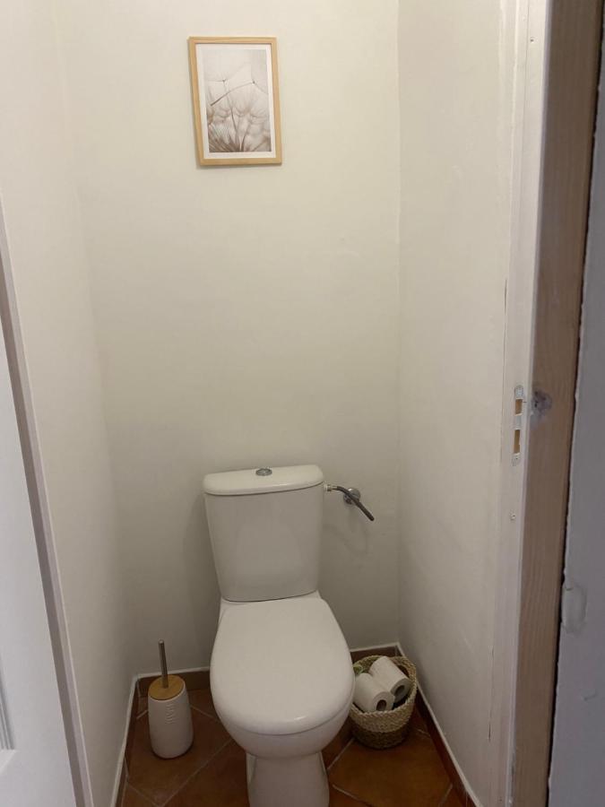 Chez Adri Et Lea Apartment Бигулия Екстериор снимка